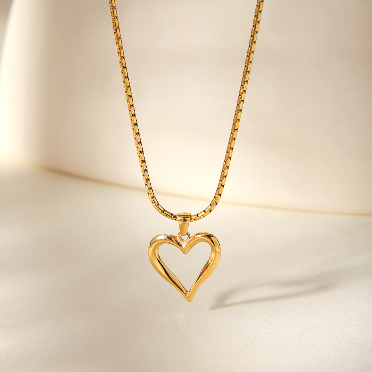 Toujours™ Pendant Necklace