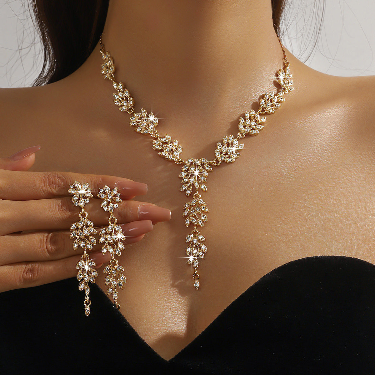 Solène™ Necklace and Earrings Set